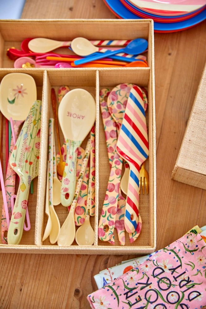 Raffia Cutlery Box Embroidered Flowers By Rice DK